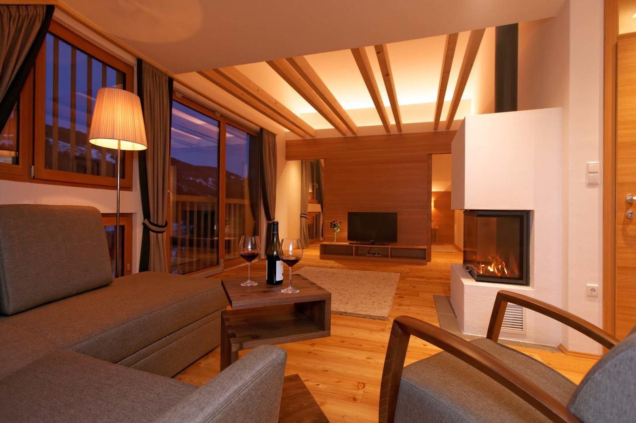 Silentium Dolomites Chalet Since 1600 蒙圭尔福 外观 照片